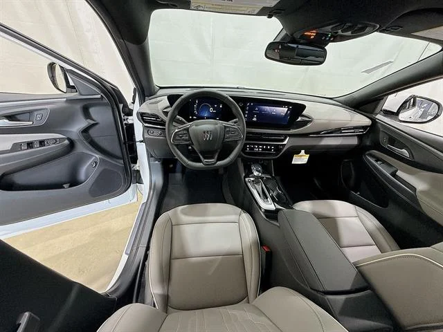 New 2026 White Frost Tricoat Buick Avenir image 20