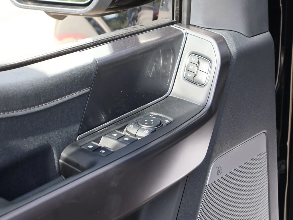 New 2026 Agate Black Metallic Ford Lariat® image 22