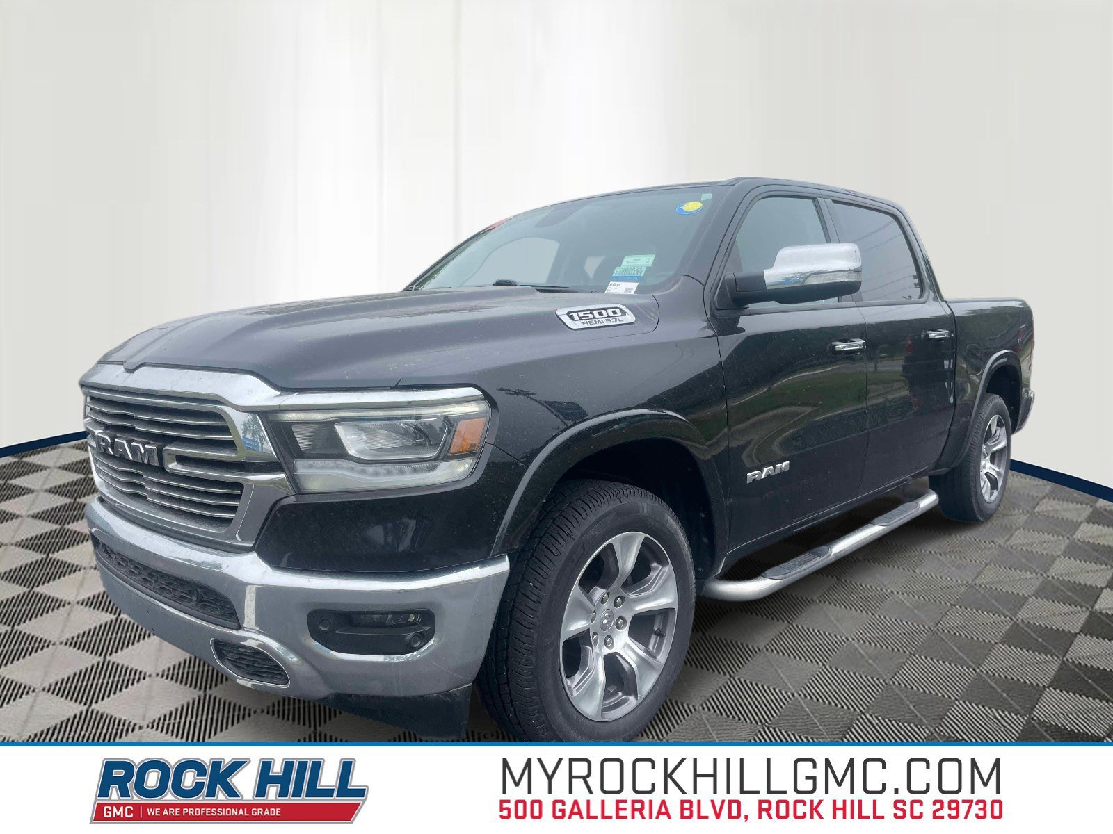 2020 RAM 1500 Laramie 4x4 Crew Cab 5'7's photo