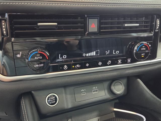 Used 2023 Gray Nissan Platinum image 23