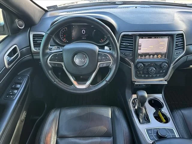 Used 2017 Blue Jeep Limited image 15