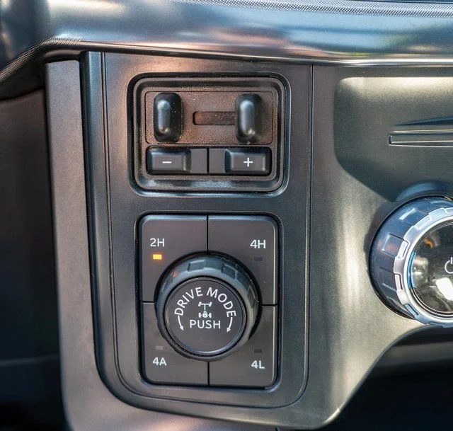 Used 2025 Gray Ford Tremor image 32