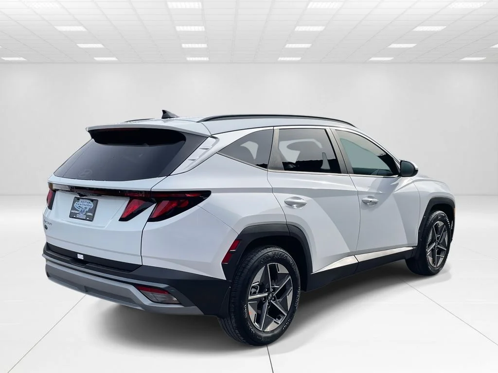 New 2026 White Hyundai SEL image 6