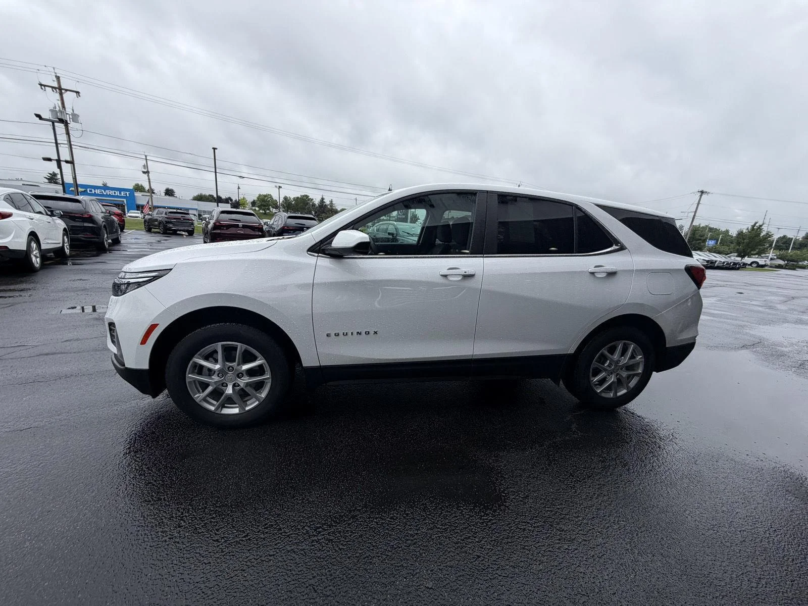 Used 2023 Summit White Chevrolet LT image 5