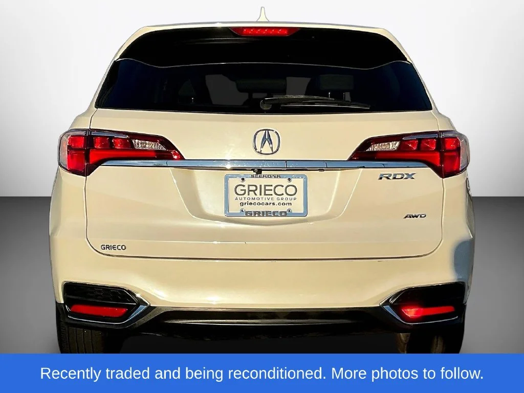 Used 2017 White Diamond Pearl Acura Base image 6