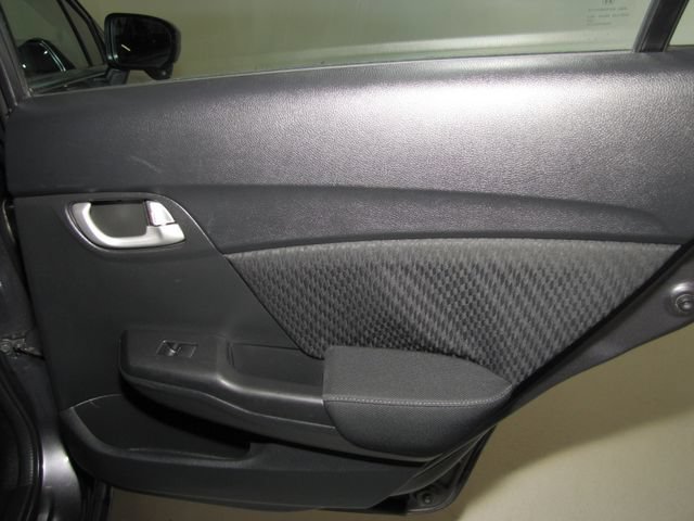 Used 2015  Honda EX image 19