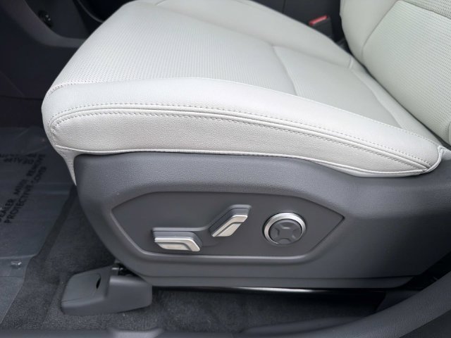 New 2027 Gray Hyundai Limited image 10