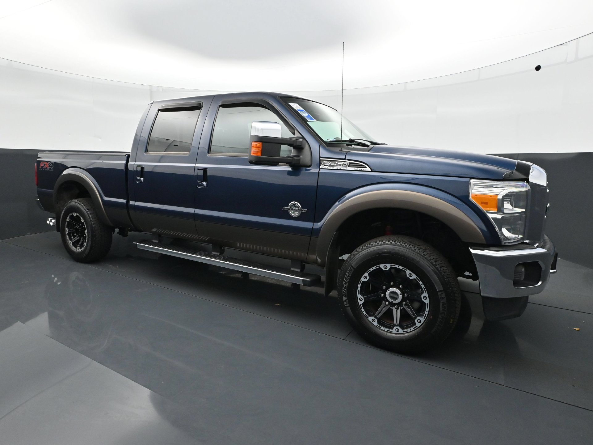 Used 2016  Ford  image 8
