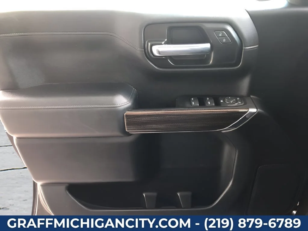 Used 2022 OXFORD BROWN METALLIC Chevrolet LT image 33