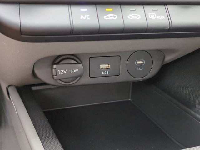 New 2026 White Hyundai SE image 43