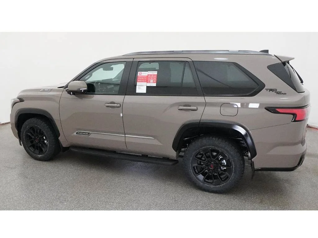 New 2026  Toyota Platinum image 4