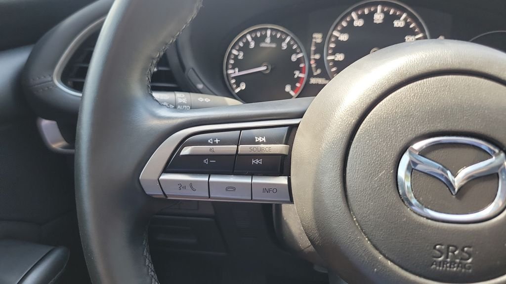 Used 2021 Blue Mazda Select image 19