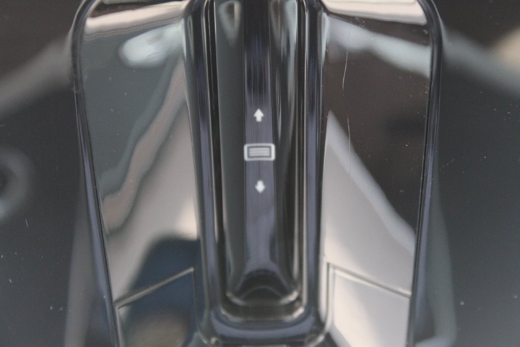 Used 2023  Mercedes-Benz 450 image 27