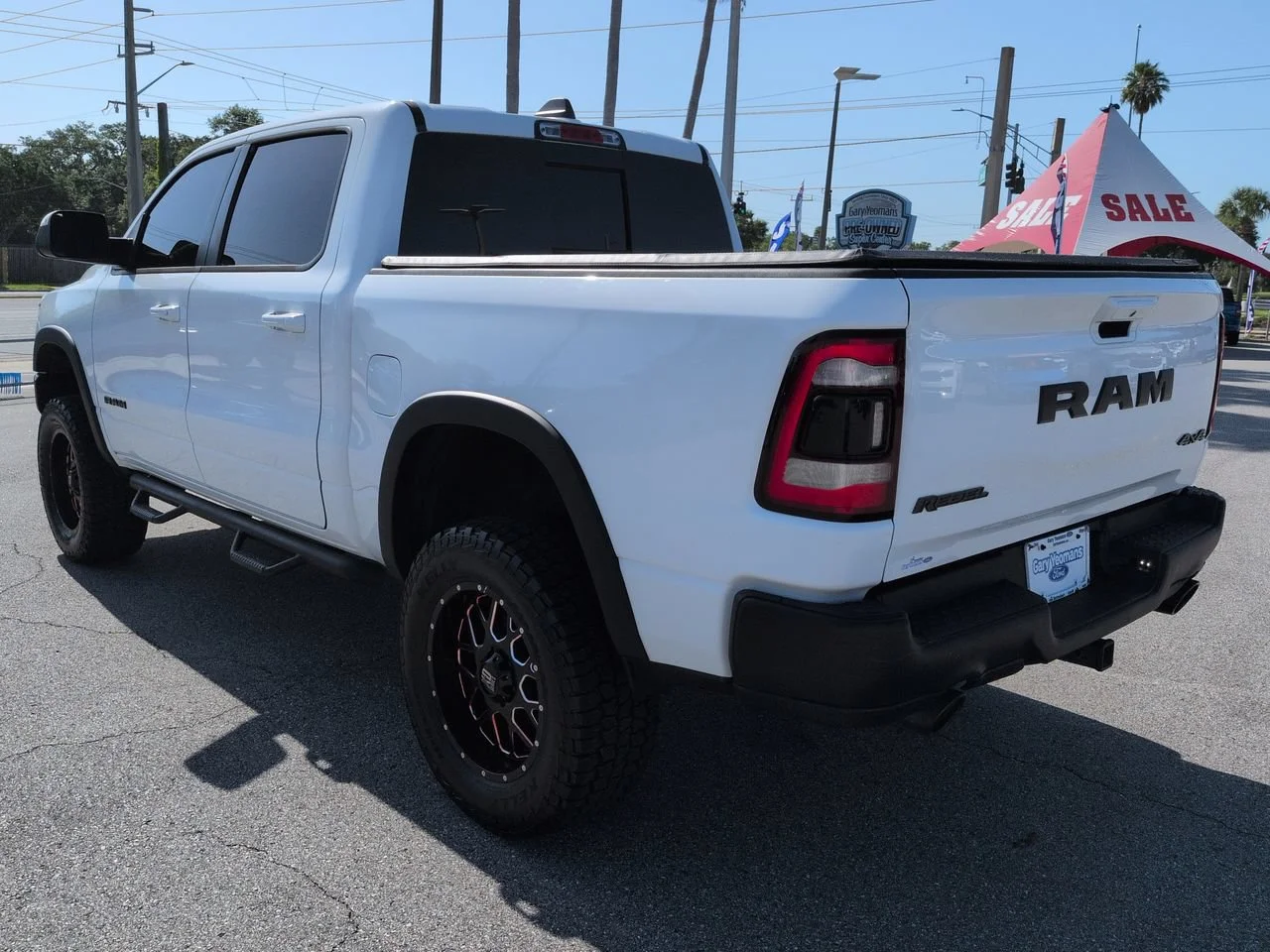 Used 2019 Bright White Clearcoat Ram Rebel image 6