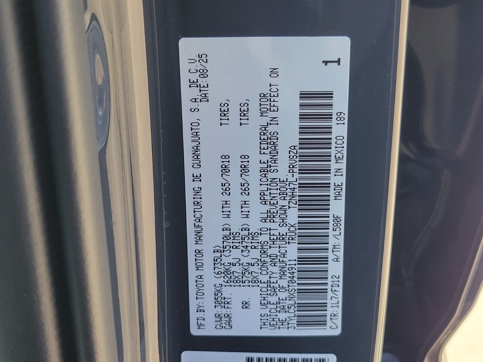 2025 Toyota Tacoma TRD Off Road - Photo 10