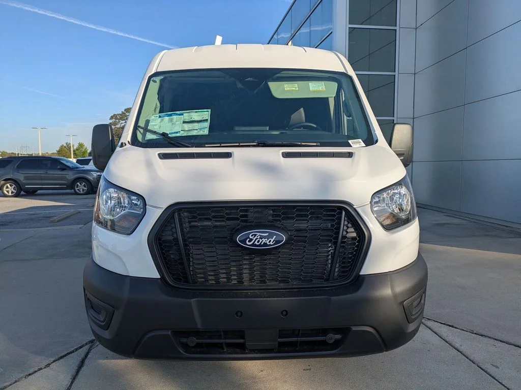 New 2026 Oxford White Ford Base image 8