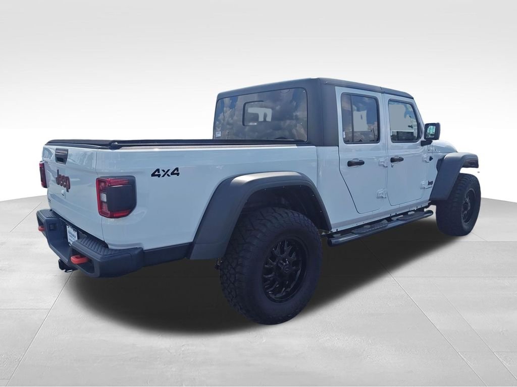 Used 2023 White Jeep Mojave image 5