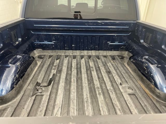 Used 2020 Blue Ford XLT image 8