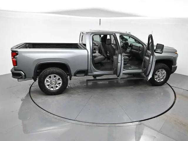 Used 2025 Sterling Gray Metallic Chevrolet High Country image 46