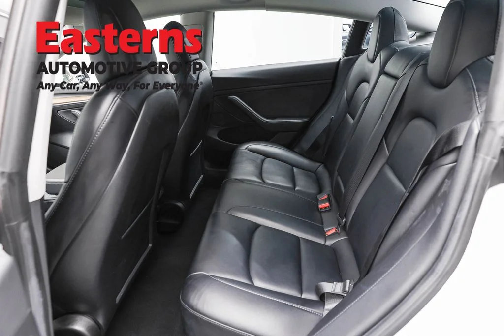 Used 2022 White Tesla Long Range image 16