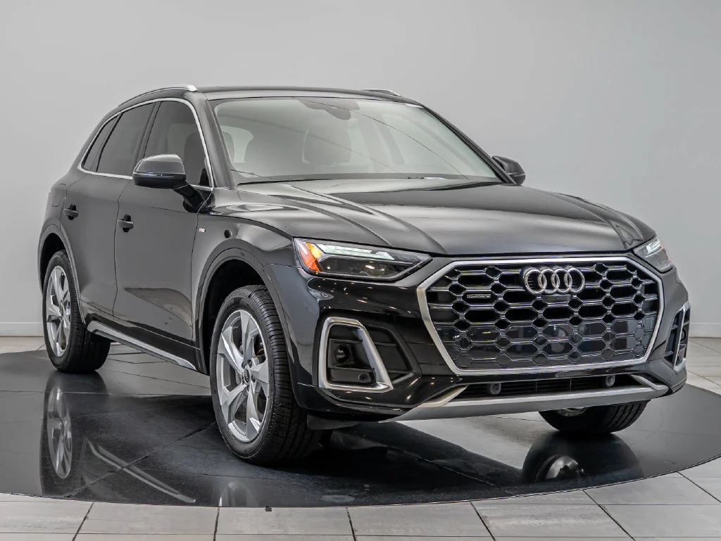 Used 2023 Mythos Black Metallic Audi 45 S line Premium image 12