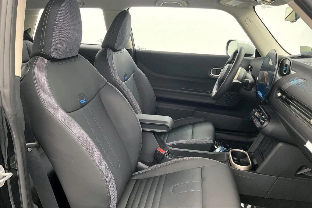 2025 MINI Hardtop 2 Door S - Photo 18