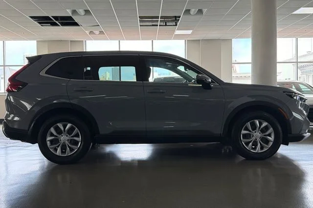 Certified Used 2025 Urban Gray Pearl Honda LX image 3