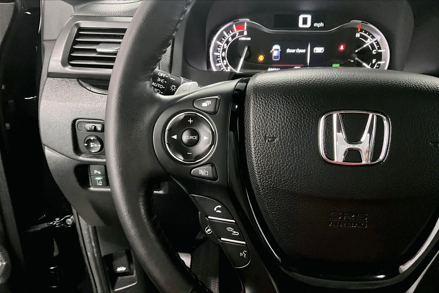Used 2020 Crystal Black Pearl Honda Black Edition image 21
