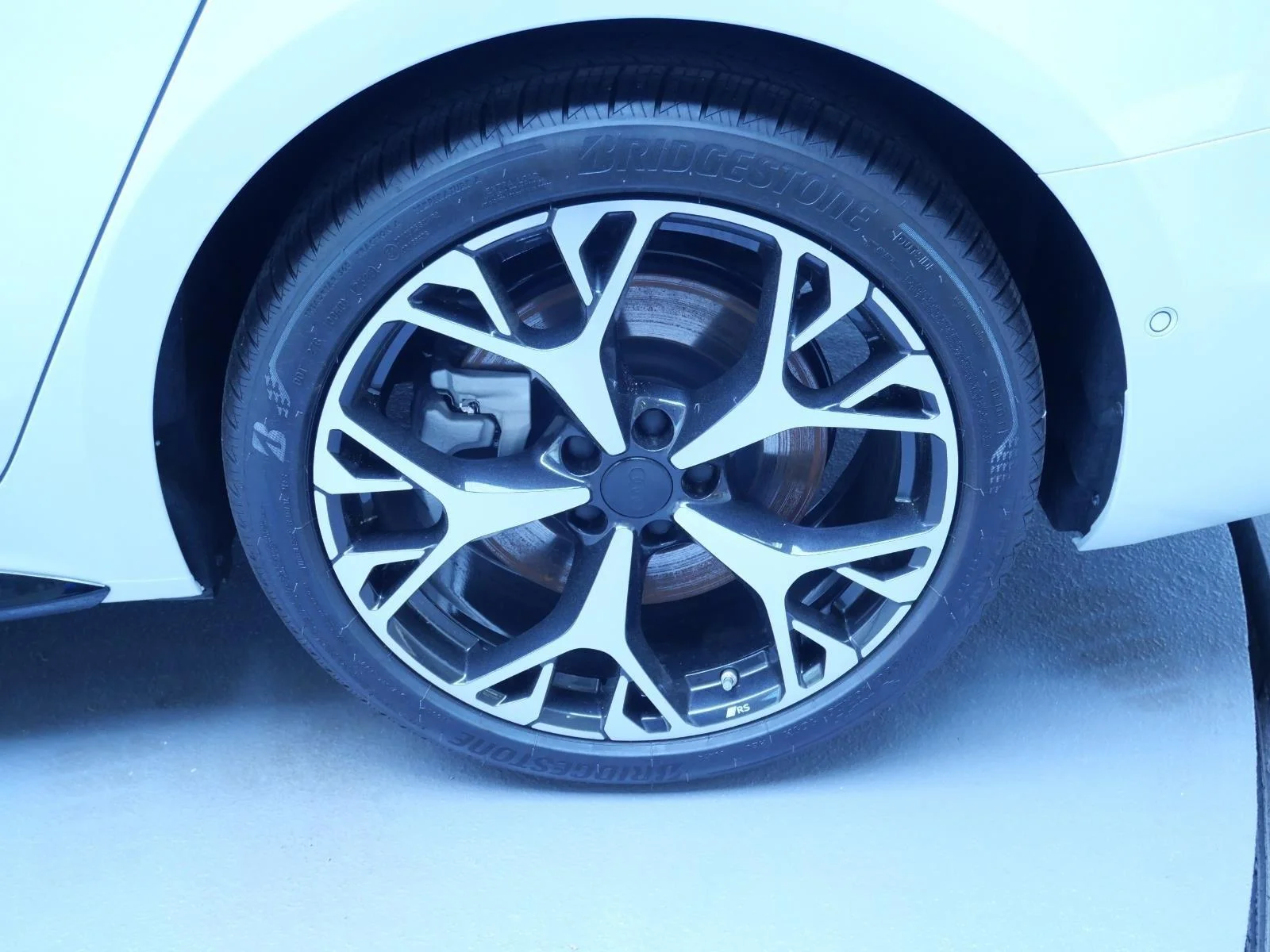 New 2026 Glacier White Metallic Audi Premium Plus image 12