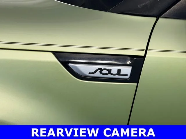 Used 2015 Green Kia Base image 5