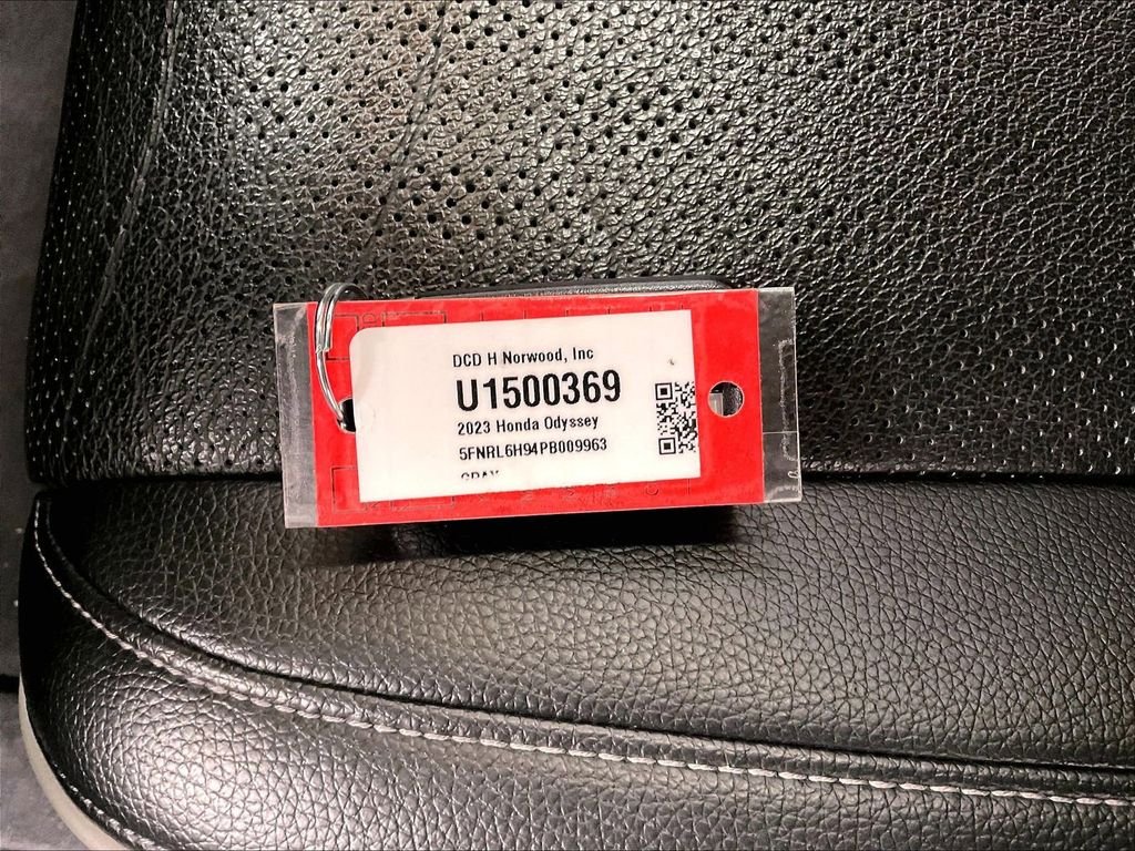 Used 2023 Gray Honda Elite image 32