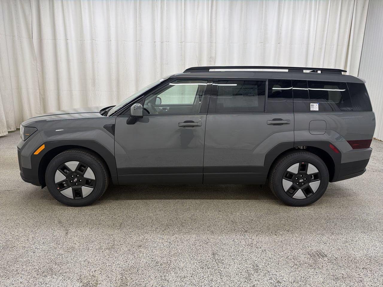 New 2026 Hampton Gray Hyundai SEL image 6