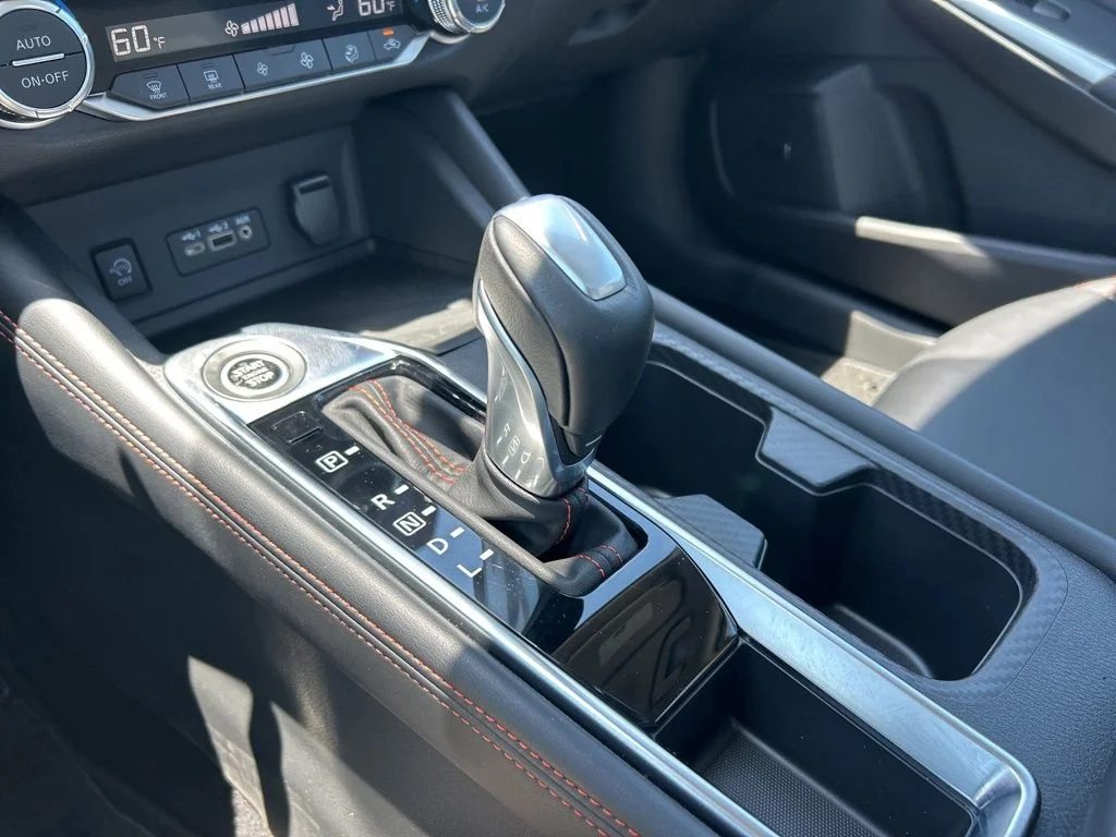 2025 Nissan Sentra SR - Photo 37
