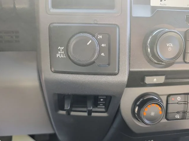 Used 2017 Gray Ford XL image 29