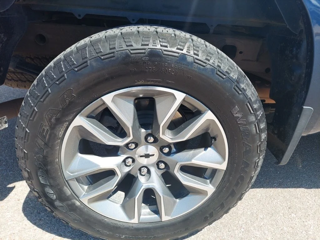 Used 2022 Blue Chevrolet WT image 9