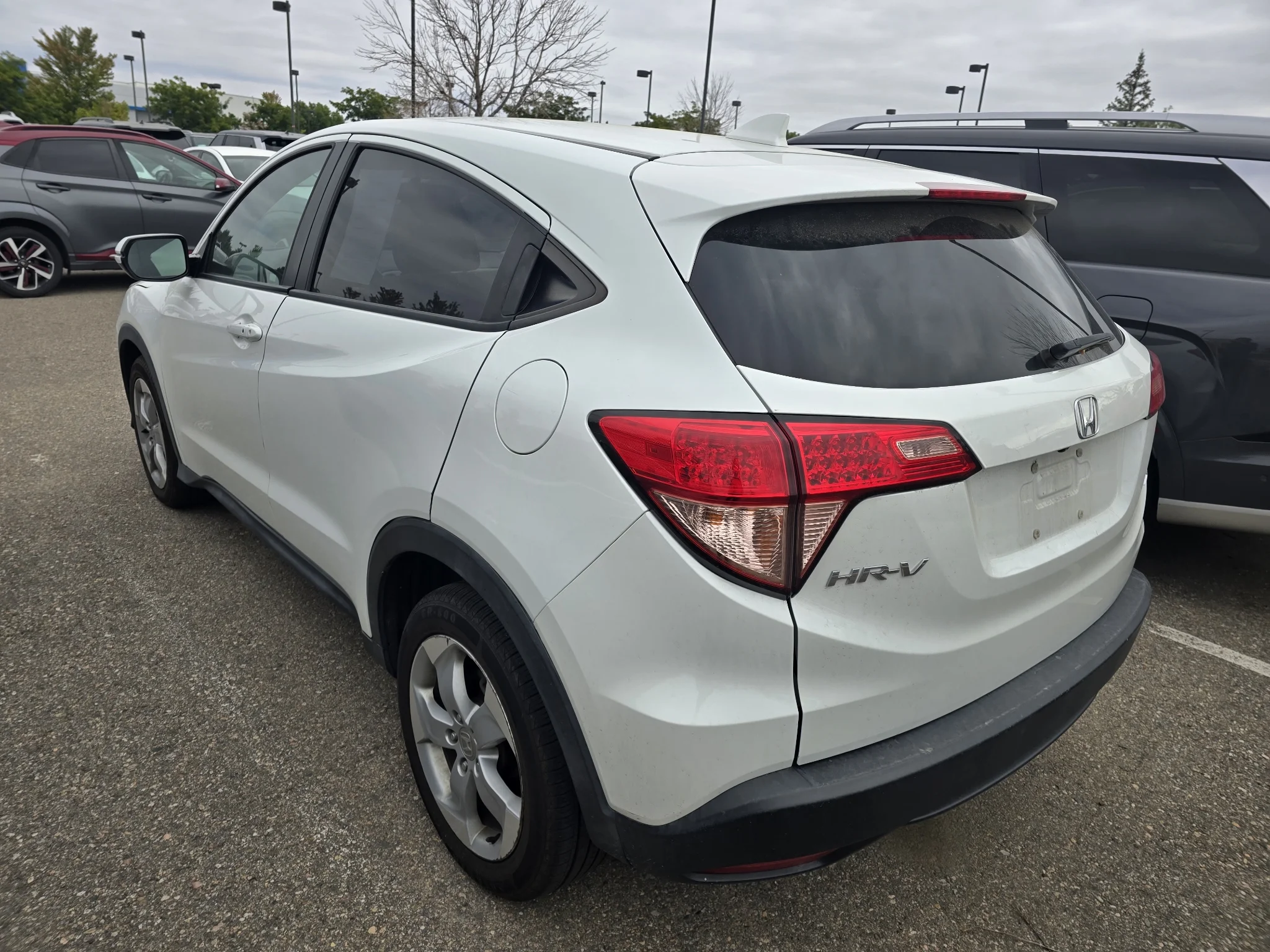 Used 2016 White Orchid Pearl Honda EX image 15