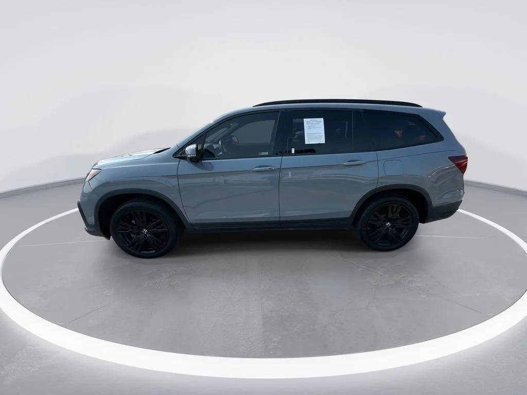 Used 2022 Blue Honda Black Edition image 5