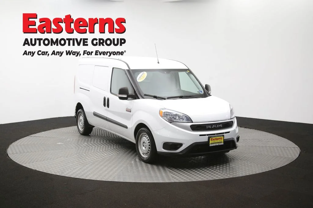 Used 2022 White Ram Base image 48