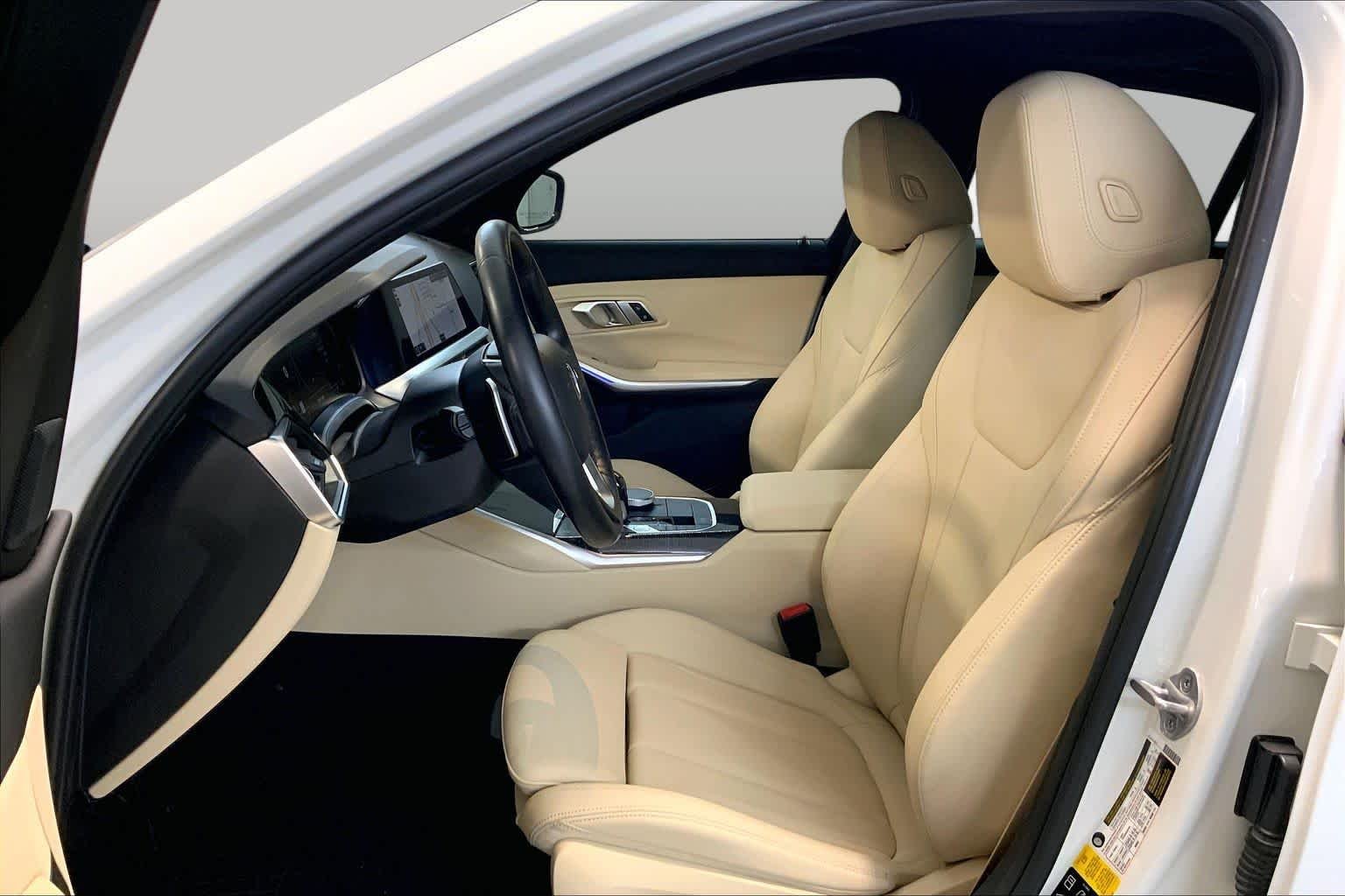 Used 2021 Alpine White BMW 330i xDrive image 7