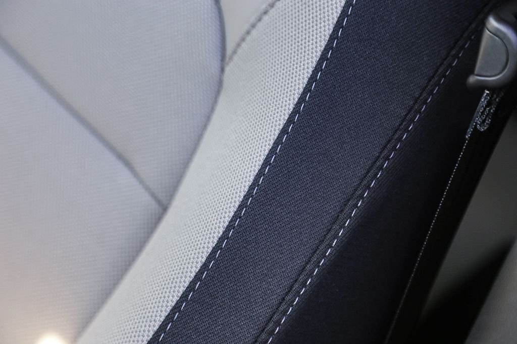 New 2026 Platinum White Pearl Honda LX image 27