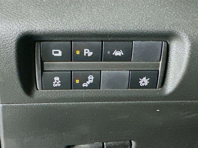 2025 Nissan KICKS PLAY Base - Photo 14