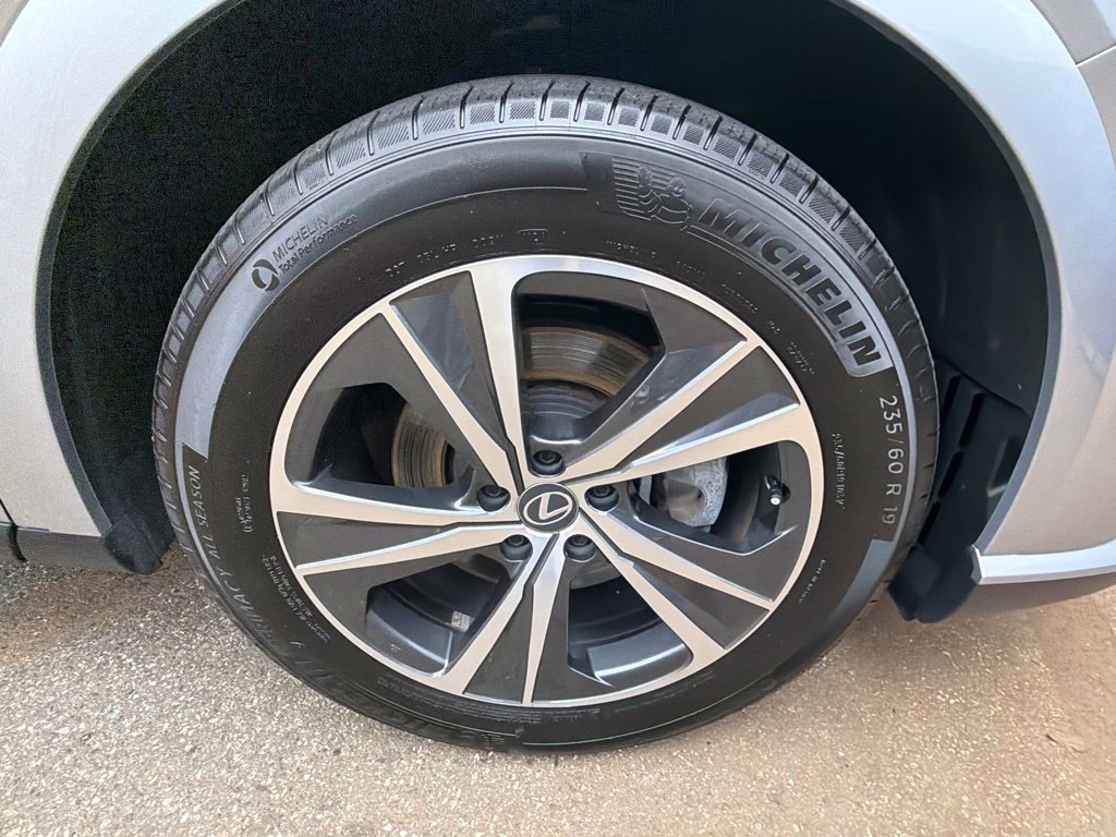 Used 2024 Silver Lexus 350 Premium image 33