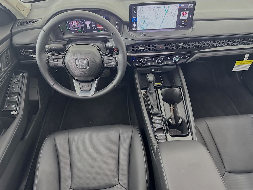 2025 Honda Accord Hybrid Touring - Photo 31