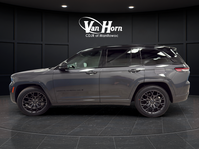Used 2025 Baltic Gray Metallic Clearcoat Jeep Summit image 4