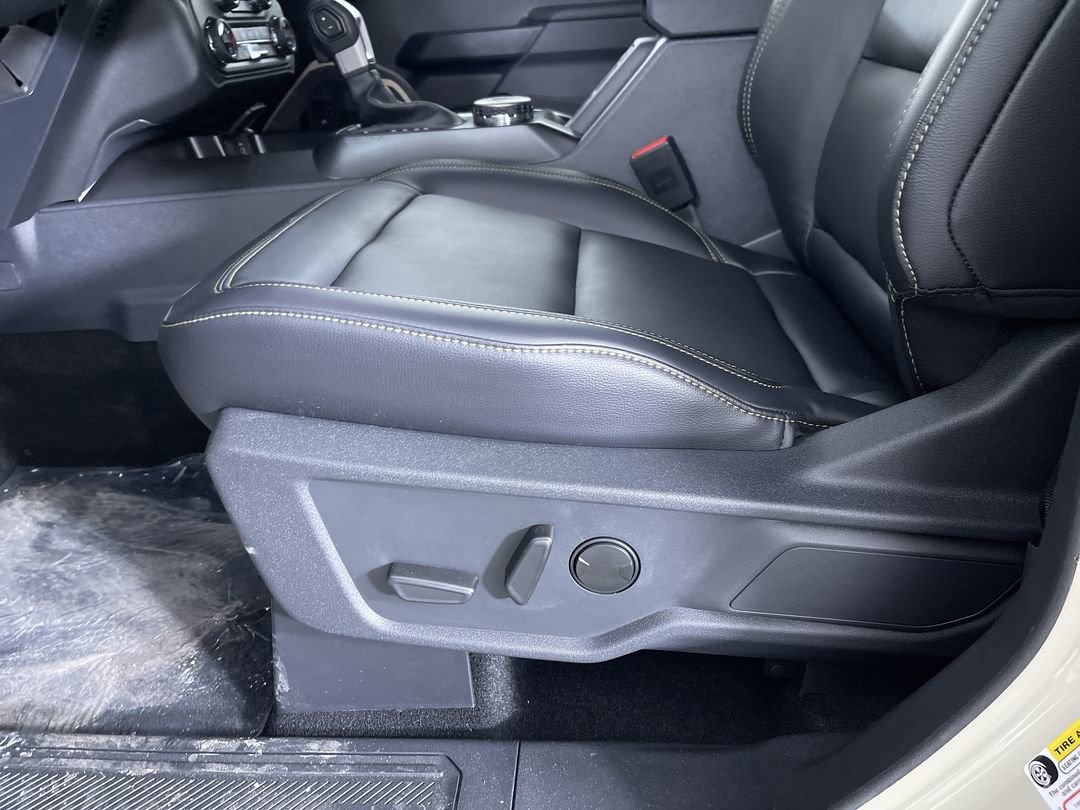New 2026 Desert Sand Ford Badlands image 13