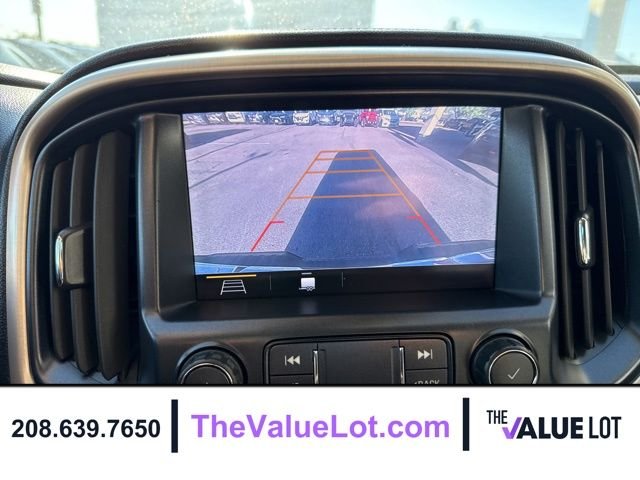 Used 2019  GMC Denali image 17