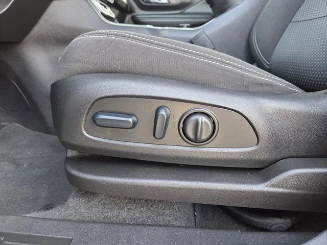 Used 2024 Sterling GMC SLE image 26