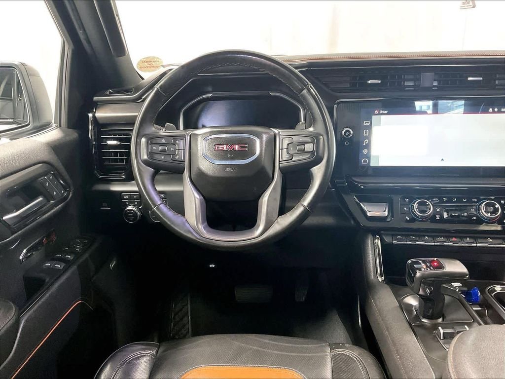 Used 2024 White GMC AT4 image 24