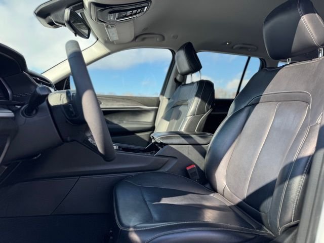Used 2023 White Jeep Limited image 14