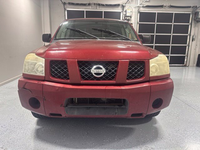 Used 2004 Red Nissan XE image 2